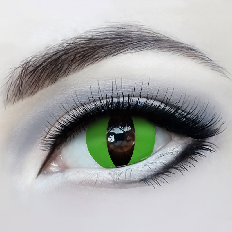 緑の猫目のコスプレ用カラーコンタクトレンズ